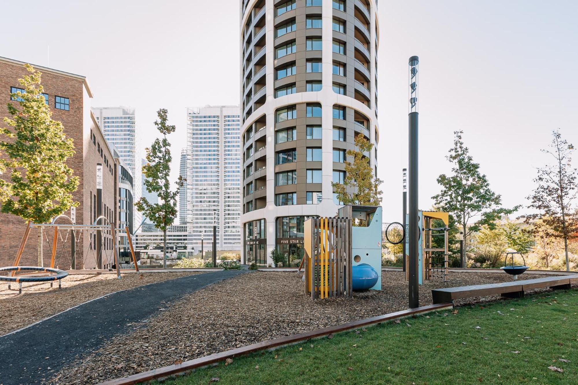 Skau Blue Residence In Sky Park 21 Floor 2 Tower Panoramic View Free Parking Pressburg Exterior foto